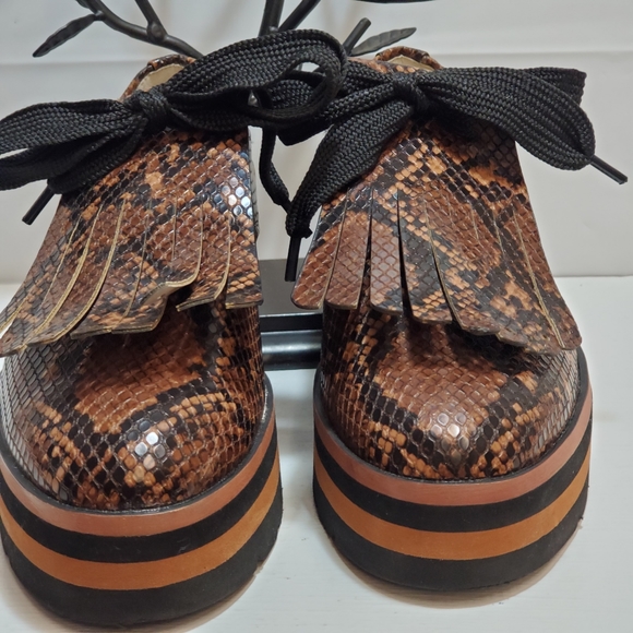 ZARA BASIC Womens Platform Animal Print Oxfords  - Picture 3 of 7